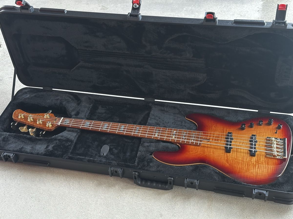 Musikinstrumente: Sire Marcus Miller V10dx-5  – Neu (gemäss Beschreibung) aus Zollikofen von bos_z8wl