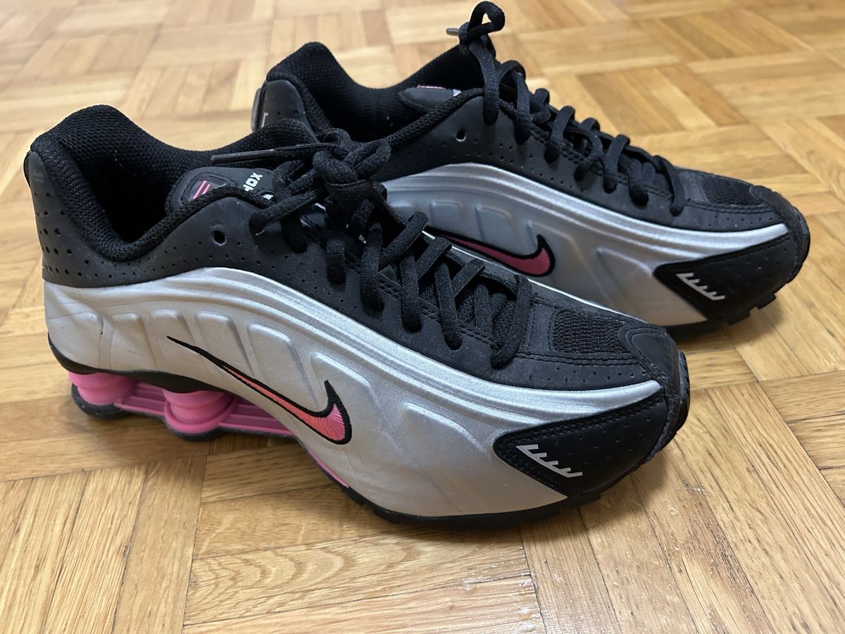 Nike Herrenschuhe: Nike Shox R4 Sneaker Low Gr. 38 – Gebraucht aus Moosseedorf von Slowwdown