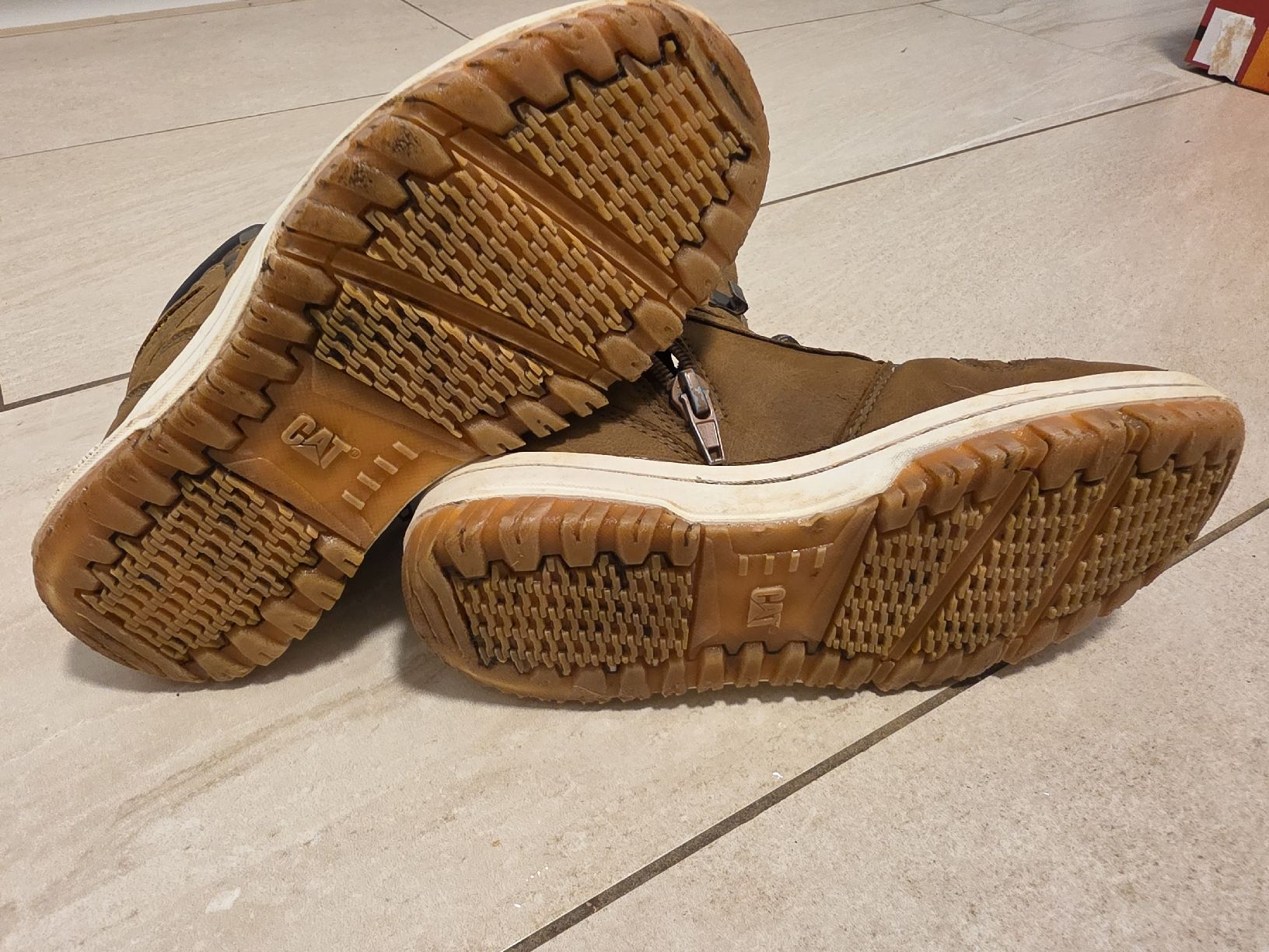 Caterpillar Scarpe per ragazzi: Caterpillar Schuh gr 33 – Usato da Rümlang venduto da Franny93 2