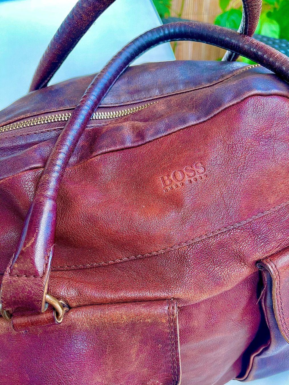 Hugo Boss Borse: Hugo Boss men leather bag – Usato da Zürich venduto da Laur29