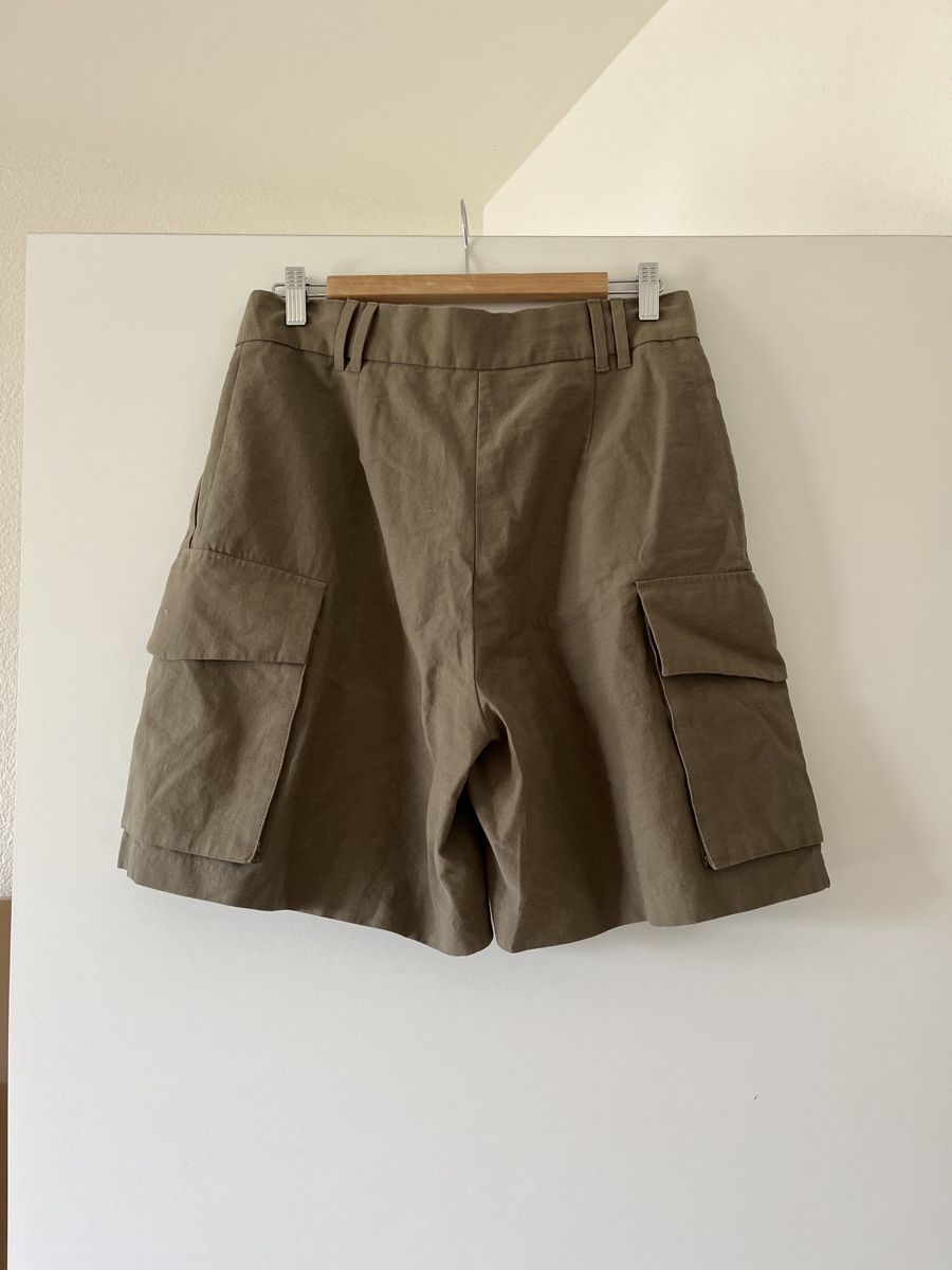 H&M Pantaloni: Khakifarbene Cargoshorts   – Nuovo (secondo la descrizione) da Allschwil venduto da MaloseS08 2