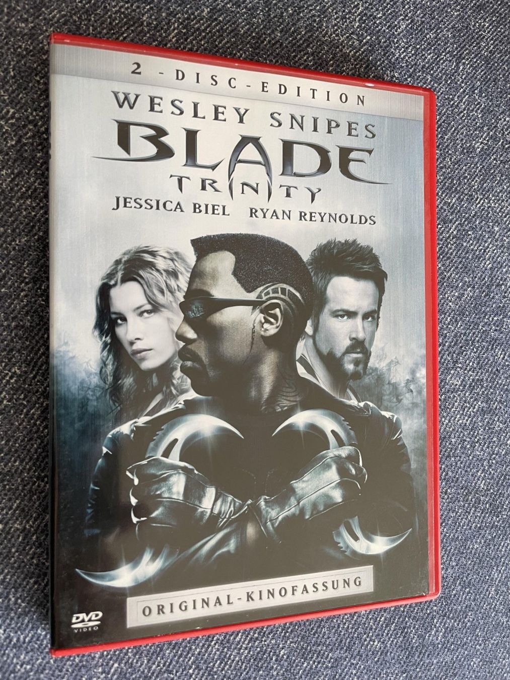 Tutti i DVDs: DVD - Blade Trinty – Usato da Zwingen venduto da Steff.B