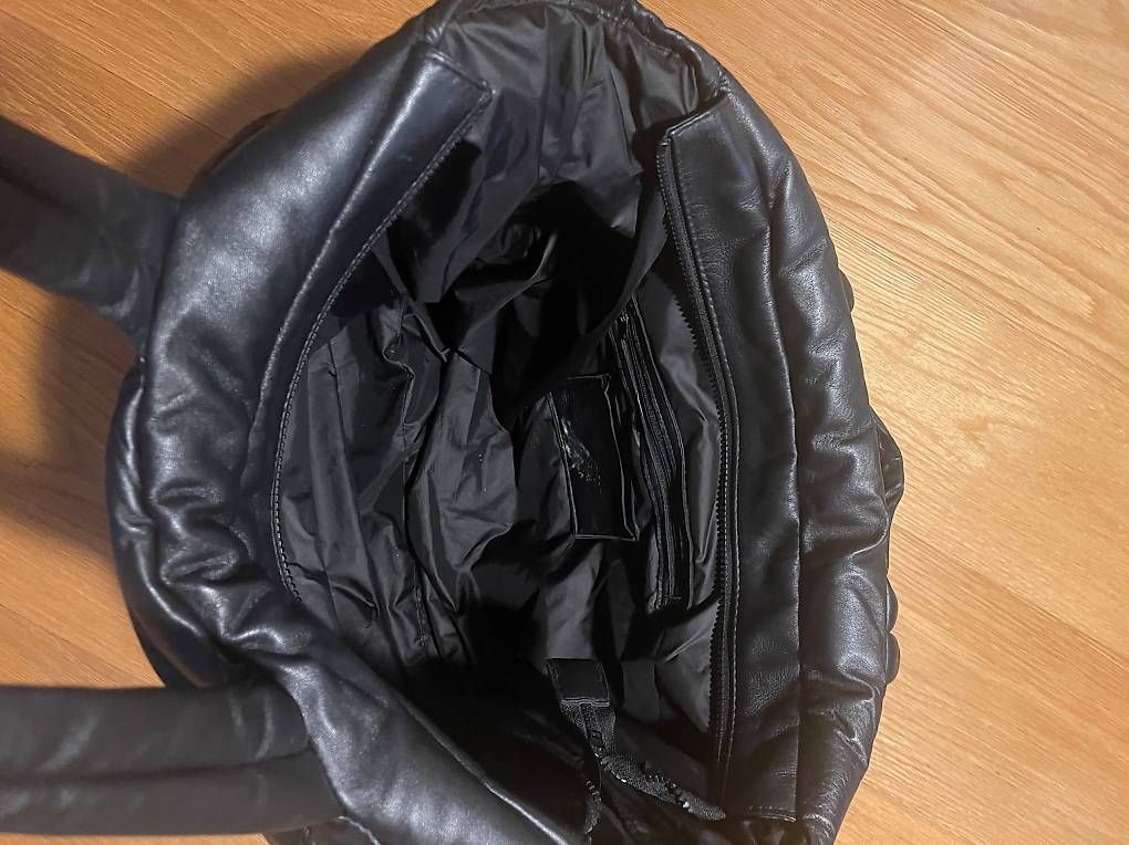 Borse: Schwarzer Leder Shopper gesteppt / Mom Bag – Usato da Horgen venduto da penjoat13 1