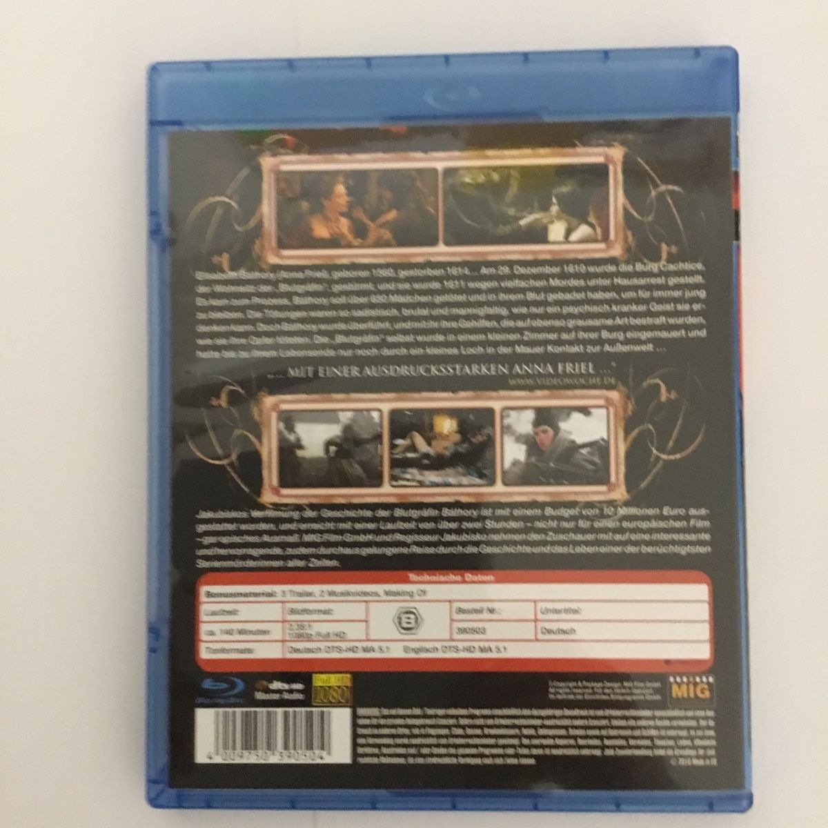 Tutti i DVDs: Bathory Die Blutgräfin Blu Ray – Nuovo (secondo la descrizione) da Blauen venduto da berlingo65 1