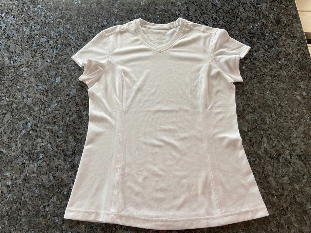 T-Shirts: Neues Merrell Damen T-Shirt – Neu (gemäss Beschreibung) aus Beatenberg von buy2you