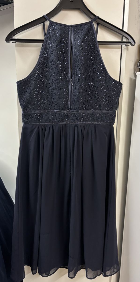 Vestiti: Kleid – Usato da Pfäffikon ZH venduto da Coffee44 1