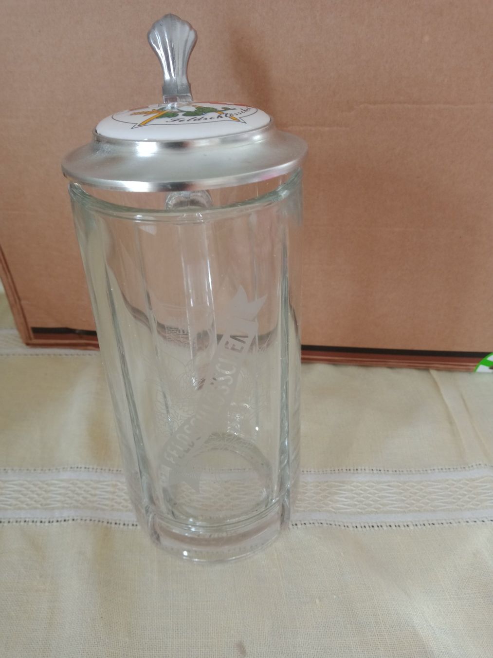 Feldschlösschen Bicchieri: Feldschlösschen Bierseidel mit Zinndeckel – Usato da Wil SG venduto da Paco.2222
