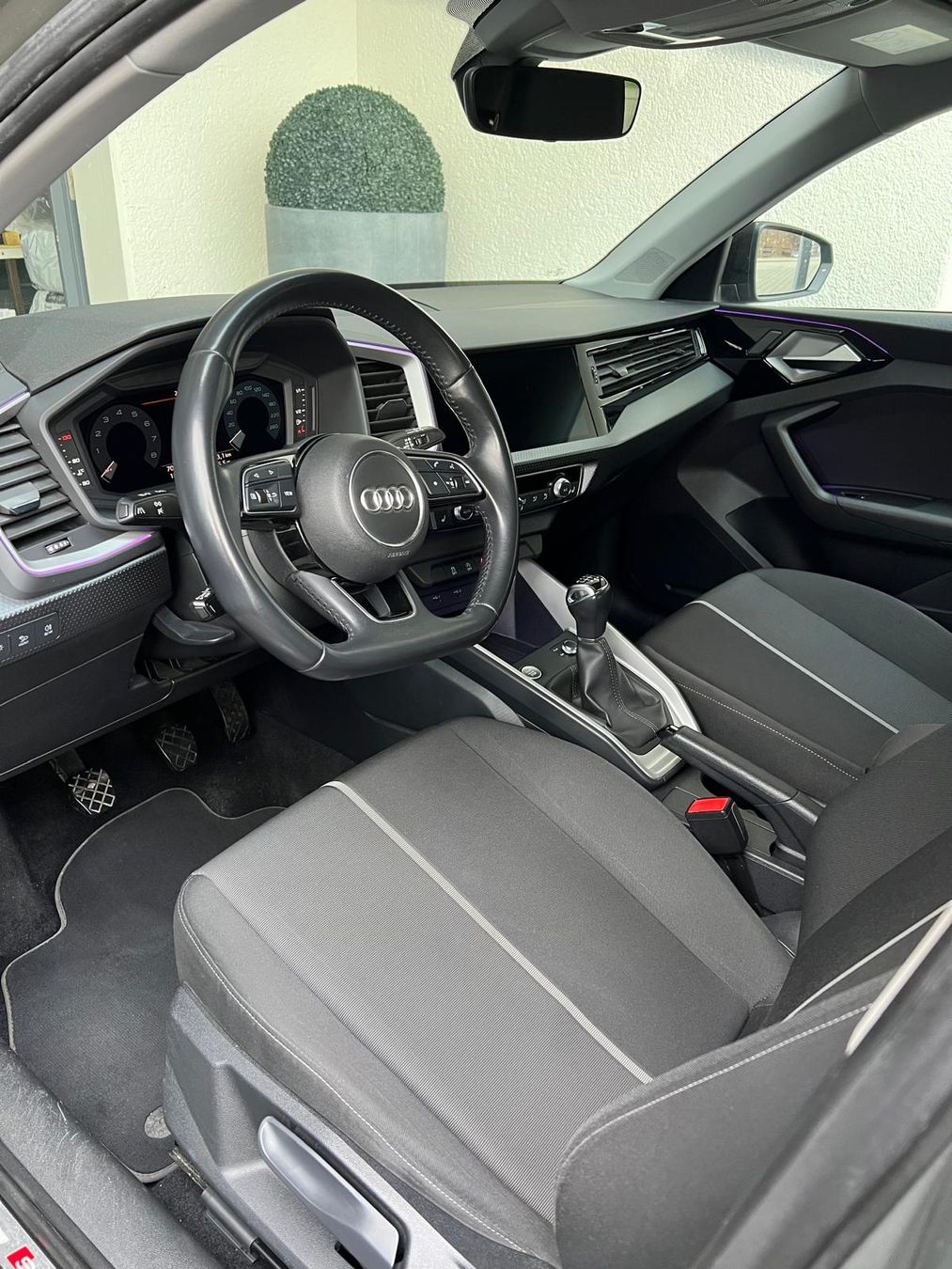 Audi Automobili: Audi A1 TFSI – Usato da Zürich venduto da PonteShare 3