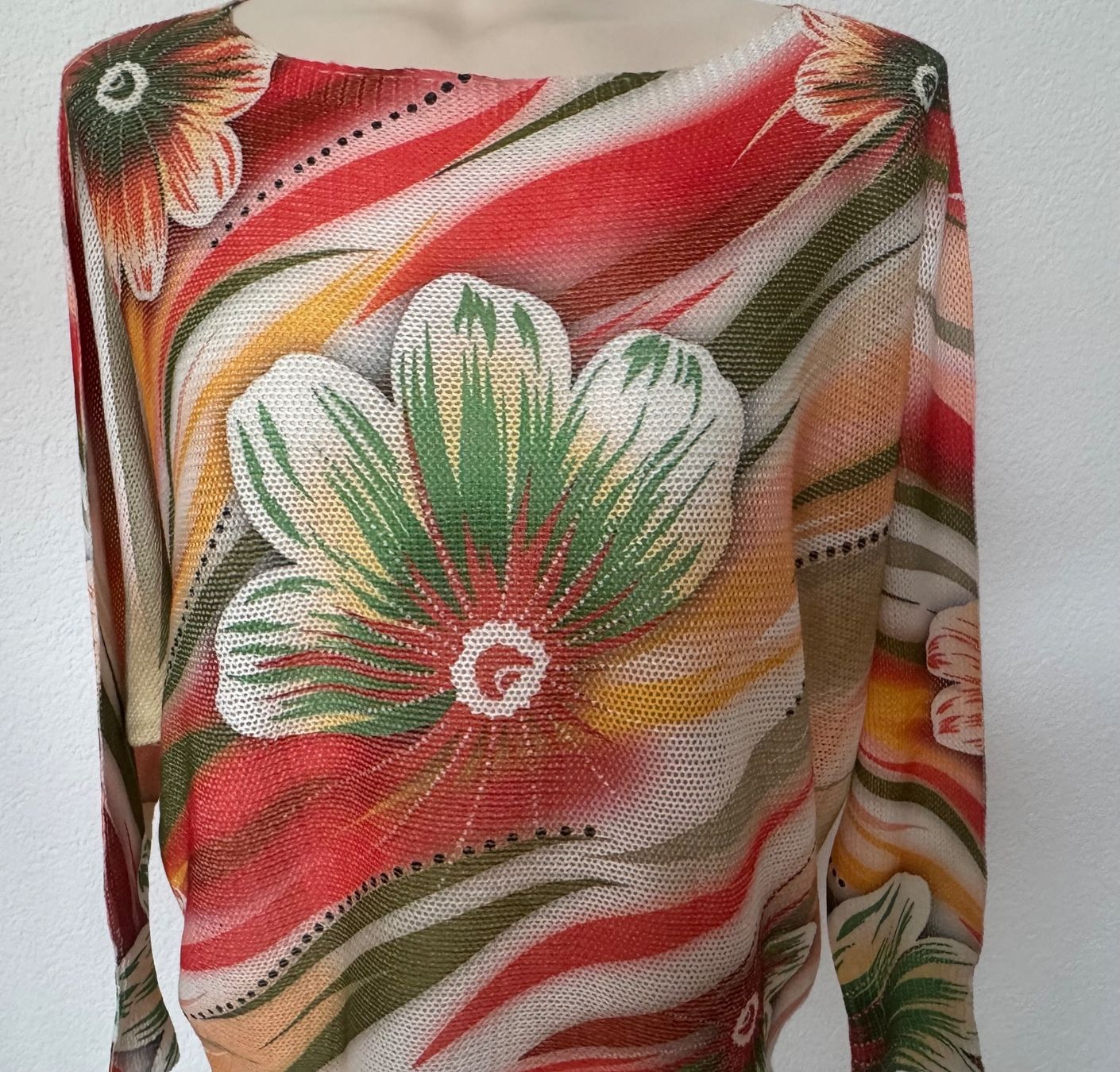 Pulls & Sweat-shirts: PULLOVER ONE SIZE – Neuf (Voir description) à Walperswil par So1me25 1