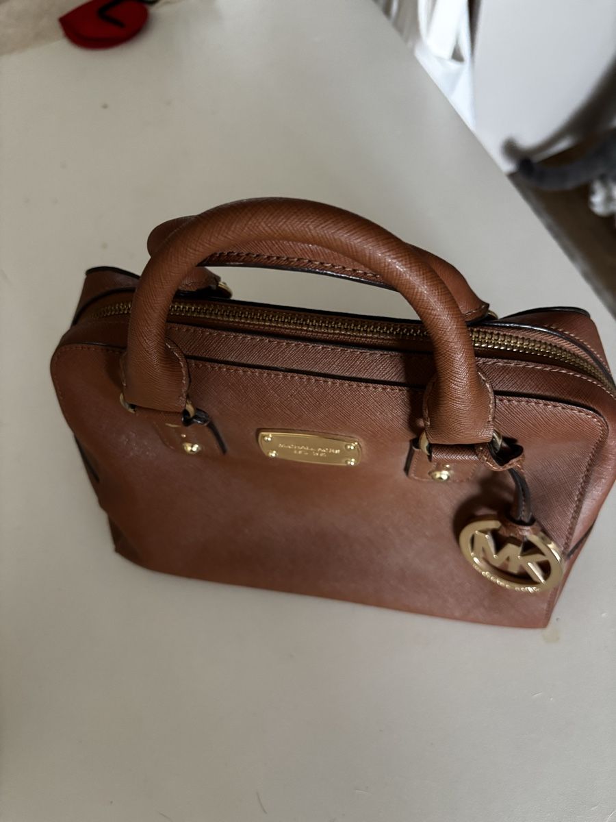 Michael Kors Sacs: Handtasche Michael Kors – Neuf (Voir description) à Rickenbach LU par mic_y5rd 1