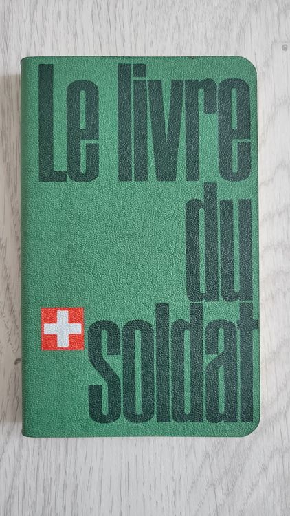 Libri: Le livre du soldat – Nuovo (secondo la descrizione) da Alle venduto da SevenLeChat