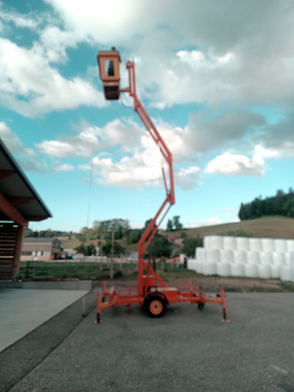 Piattaforme elevatrici & Crick: Arbeitsbühne – Usato da Wyssachen venduto da Pizza 2