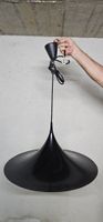 lampe suspension métallique noire