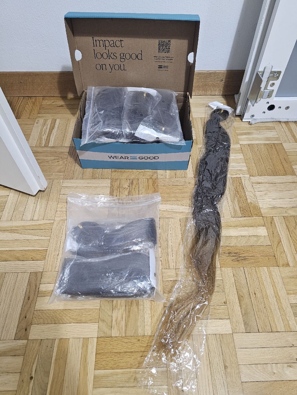 Perücken: braids – Neu und originalverpackt aus Nidau von cinZanoo 1