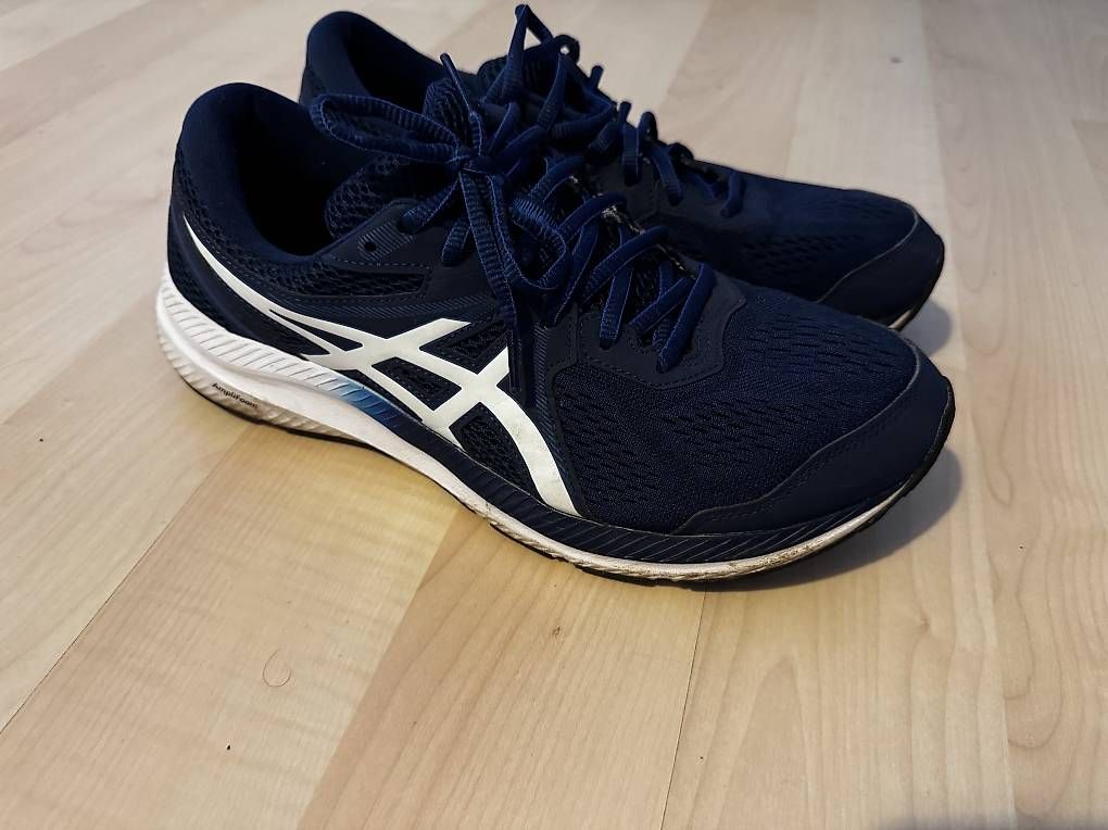 Scarpe da uomo: Asics Herren Schuhe – Usato da Kaiseraugst venduto da B.P.505