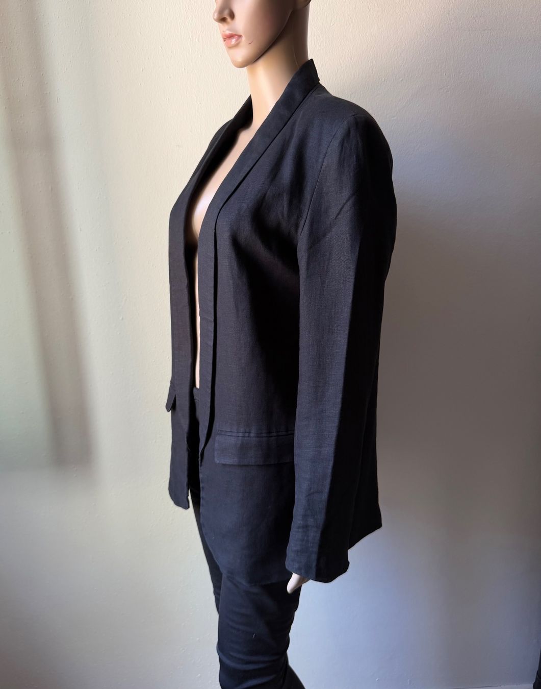 Mango Vestes: MANGO Blazer | 100% Leinen 🖤 – D'occasion à Zürich par ClosetQueen 1