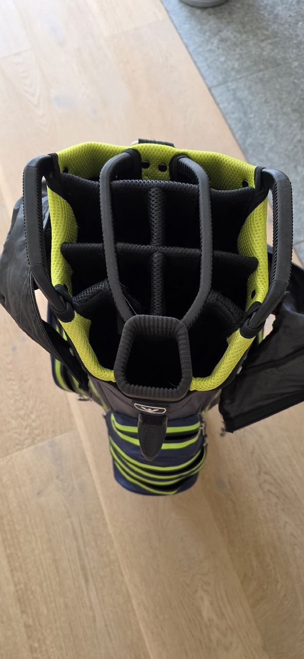 Borse: Komperdell – Poseidon Golfbag – Usato da Laax GR venduto da Laax007 2