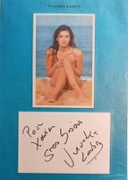 Véronika Loubry Autogramm signiert Karte mit Foto 10x15cm