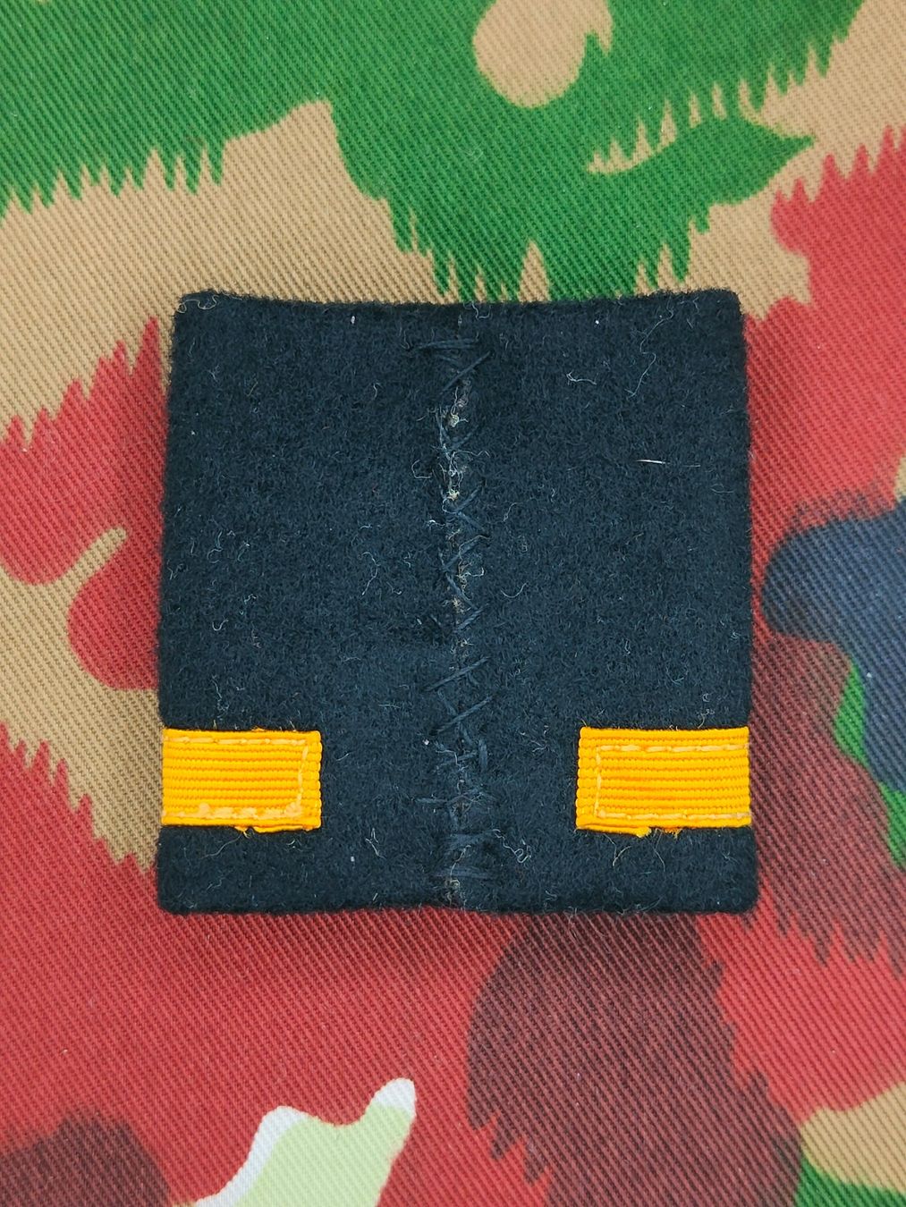 Schweizer Armee Uniformi: Schulterpatten Ord. 1949 Major Set – Usato da Bauma venduto da SwissMilitaria 1