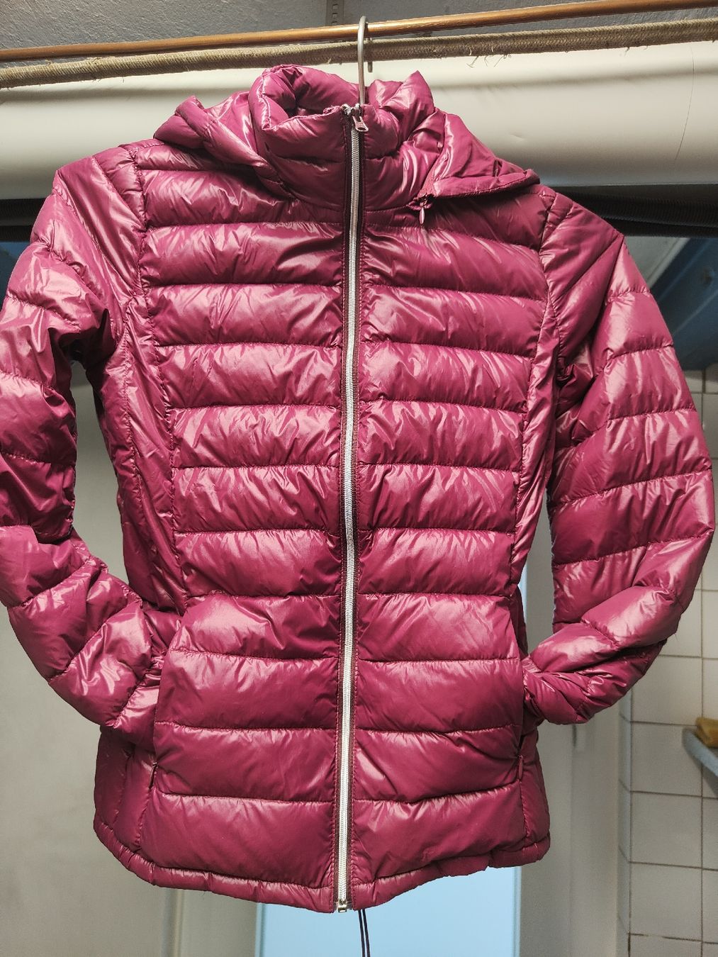 Benetton Giacche & Cappotti: Benetton Daunenjacke, Gr. 40 ( D34) – Usato da Biel Bienne venduto da anjasch 1