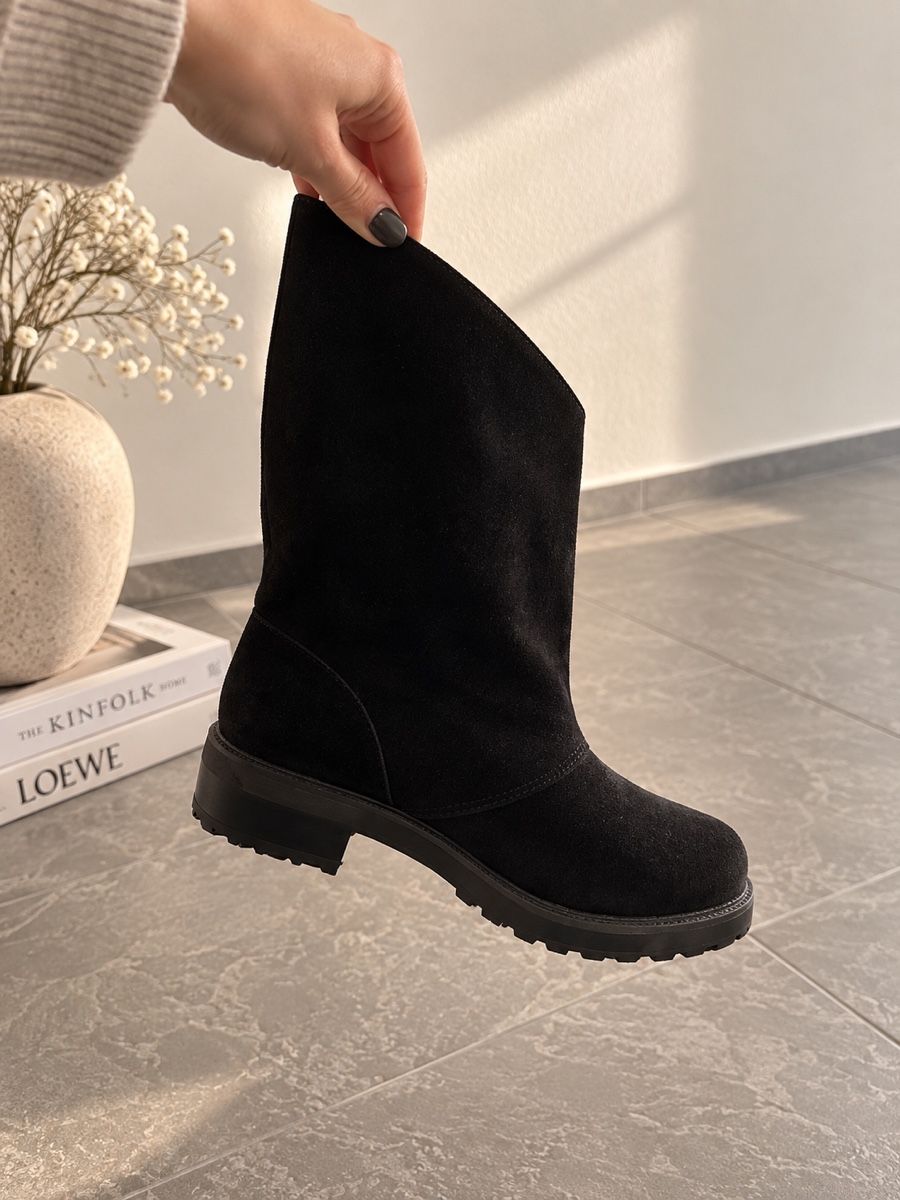 Scarpe da donna: Vitro Rossi Black Stiefel – Nuovo (secondo la descrizione) da Sattel venduto da Zlata1 1
