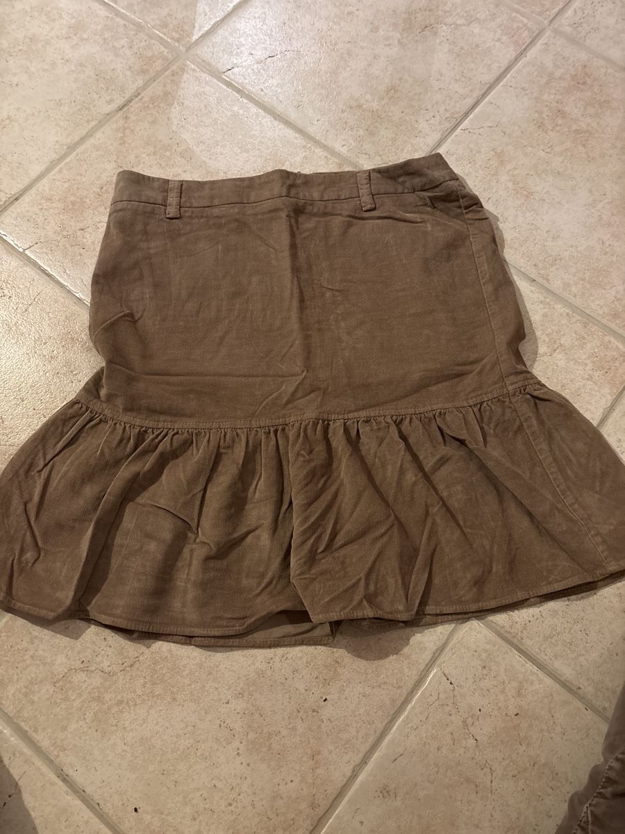 Benetton Gonne: Jupe Benetton taille Benetton 42 – Usato da Blonay venduto da Ollorvi