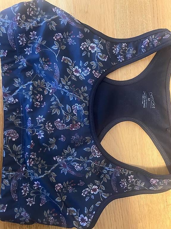 Lotti di vestiti: Yoga Set Rethinkit Studios – Nuovo (secondo la descrizione) da Oberwil BL venduto da BG-Verkauf 3