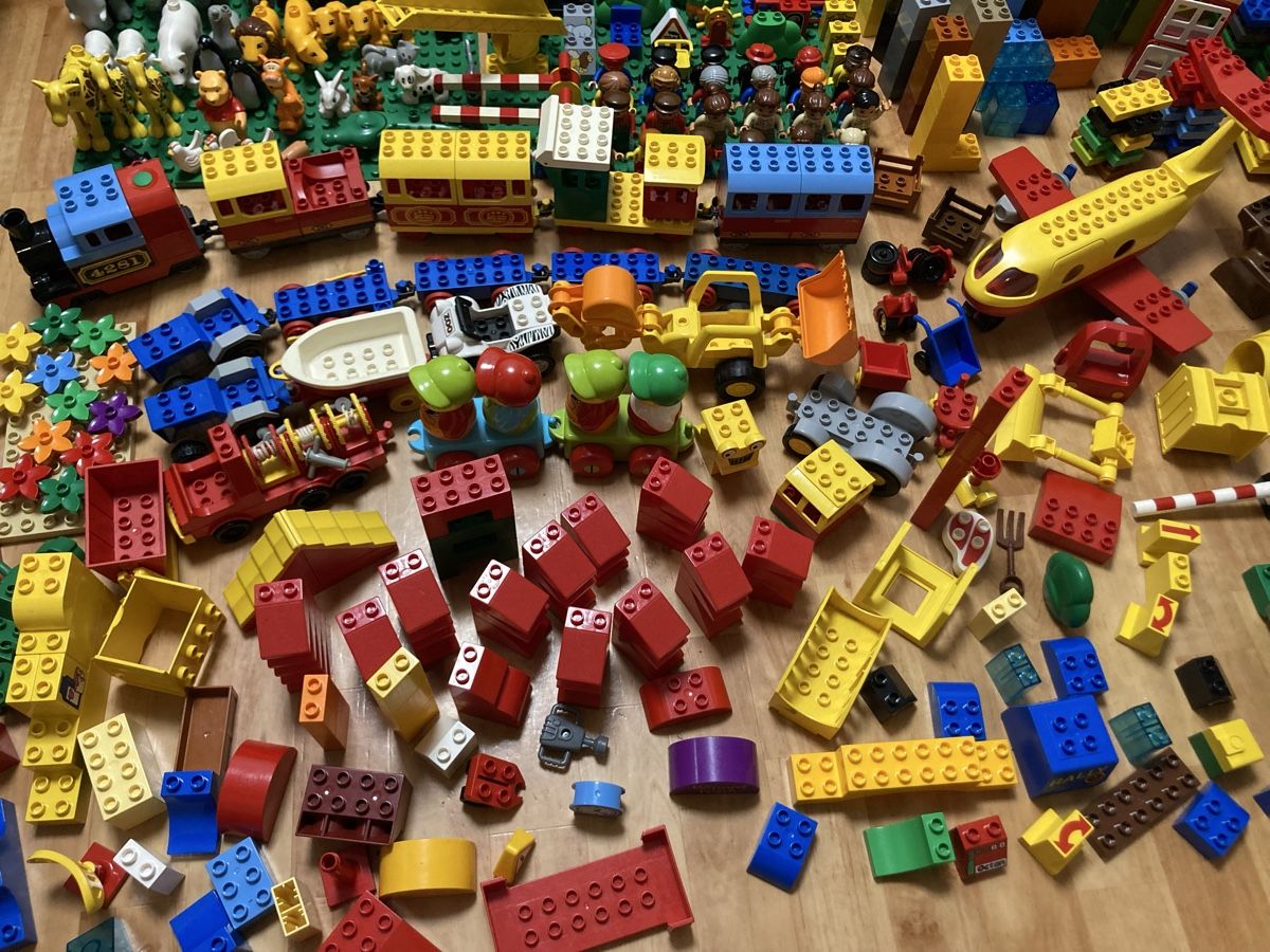 Lego Giocattoli: Über 1000-teilig Lego Duplo mit Eisenbahn – Usato da Ruswil venduto da Ebwidi 8