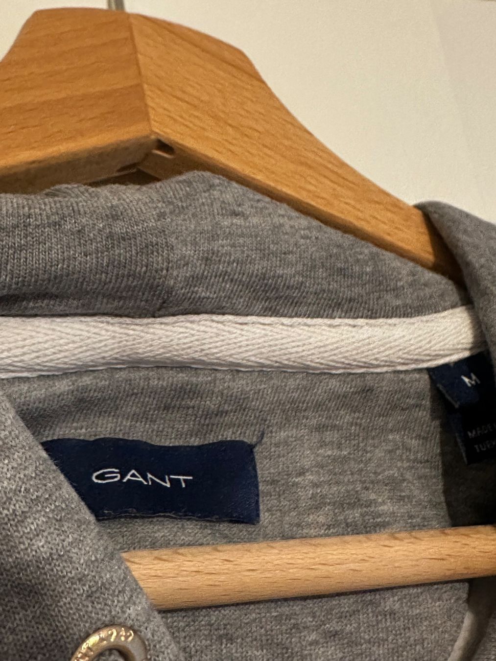 Gant Maglioni & Felpe: Gant Hoodie grau – Usato da Zürich venduto da ong8 2