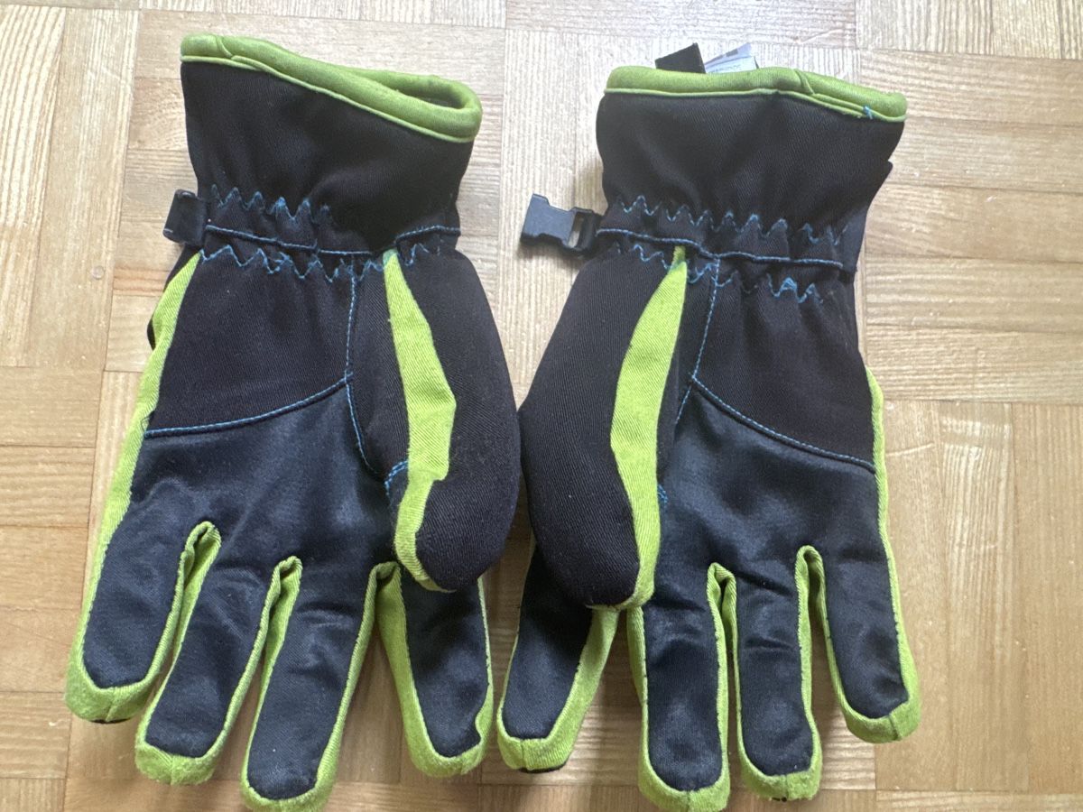 Guanti: INOC Winterhandschuhe Kinder Gr. 7-10 – Usato da Kilchberg ZH venduto da Von_dutch 1