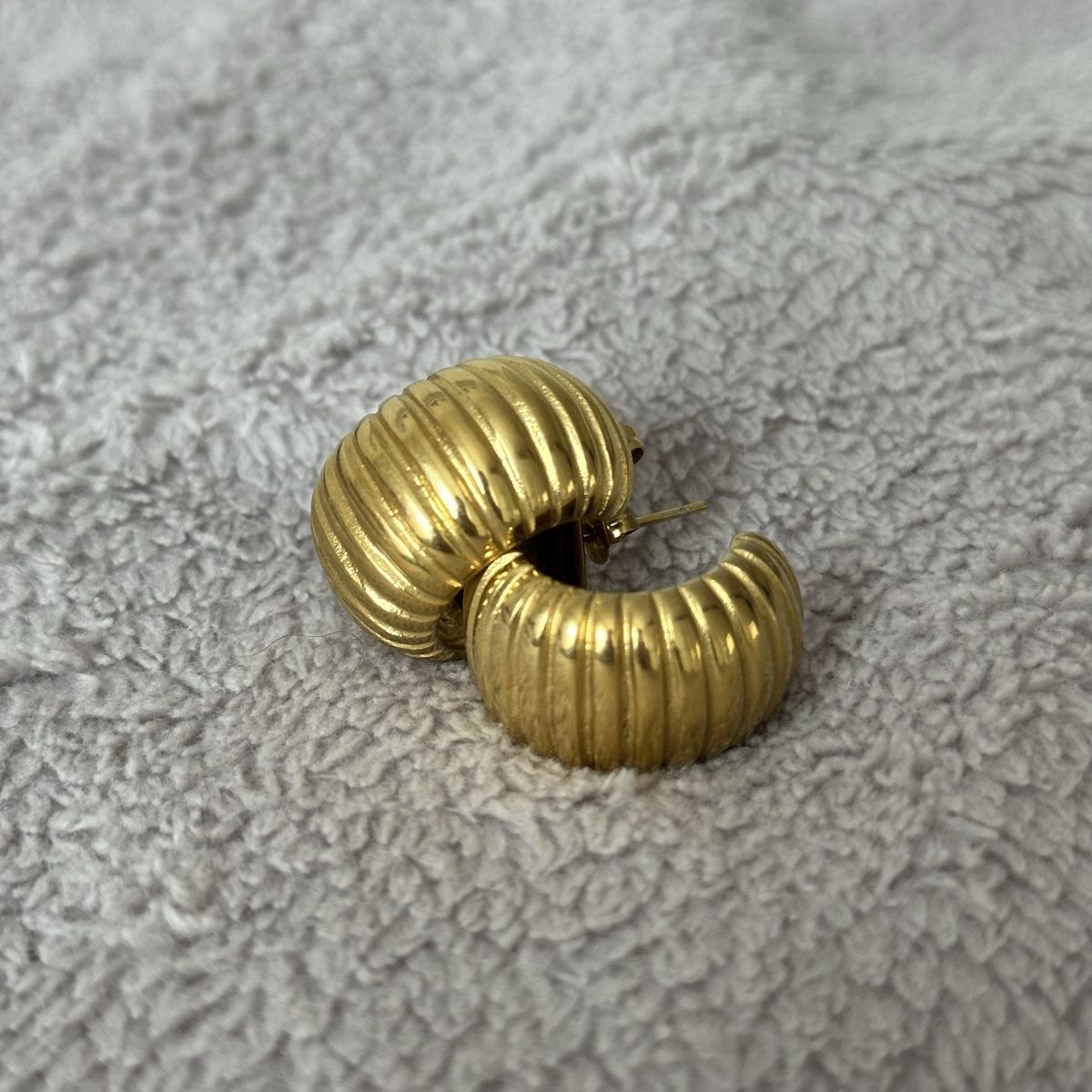 Ohrringe & -stecker: ZAG Massive Goldene Edelstahl Creolen – Neu (gemäss Beschreibung) aus Givisiez von dor_xb9k