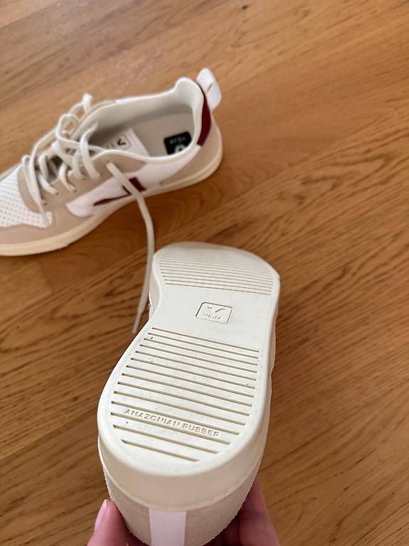 Scarpe da donna: Veja shoes- never worn 39! – Usato da Wallisellen venduto da Marij1986 1