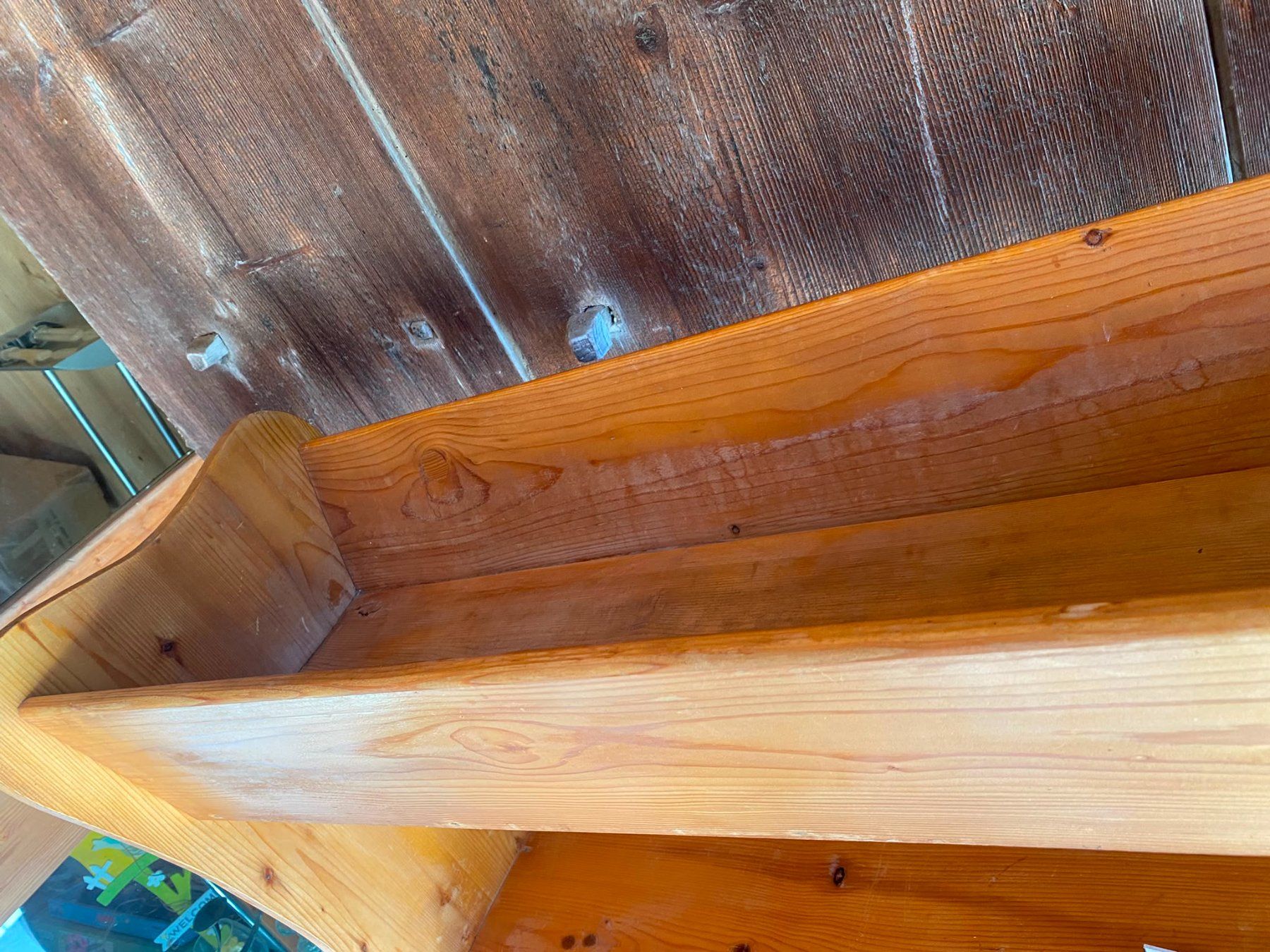 Tutte le decorazioni: Schönes Blumenkrippli aus Holz – Usato da Röschenz venduto da Tashroal