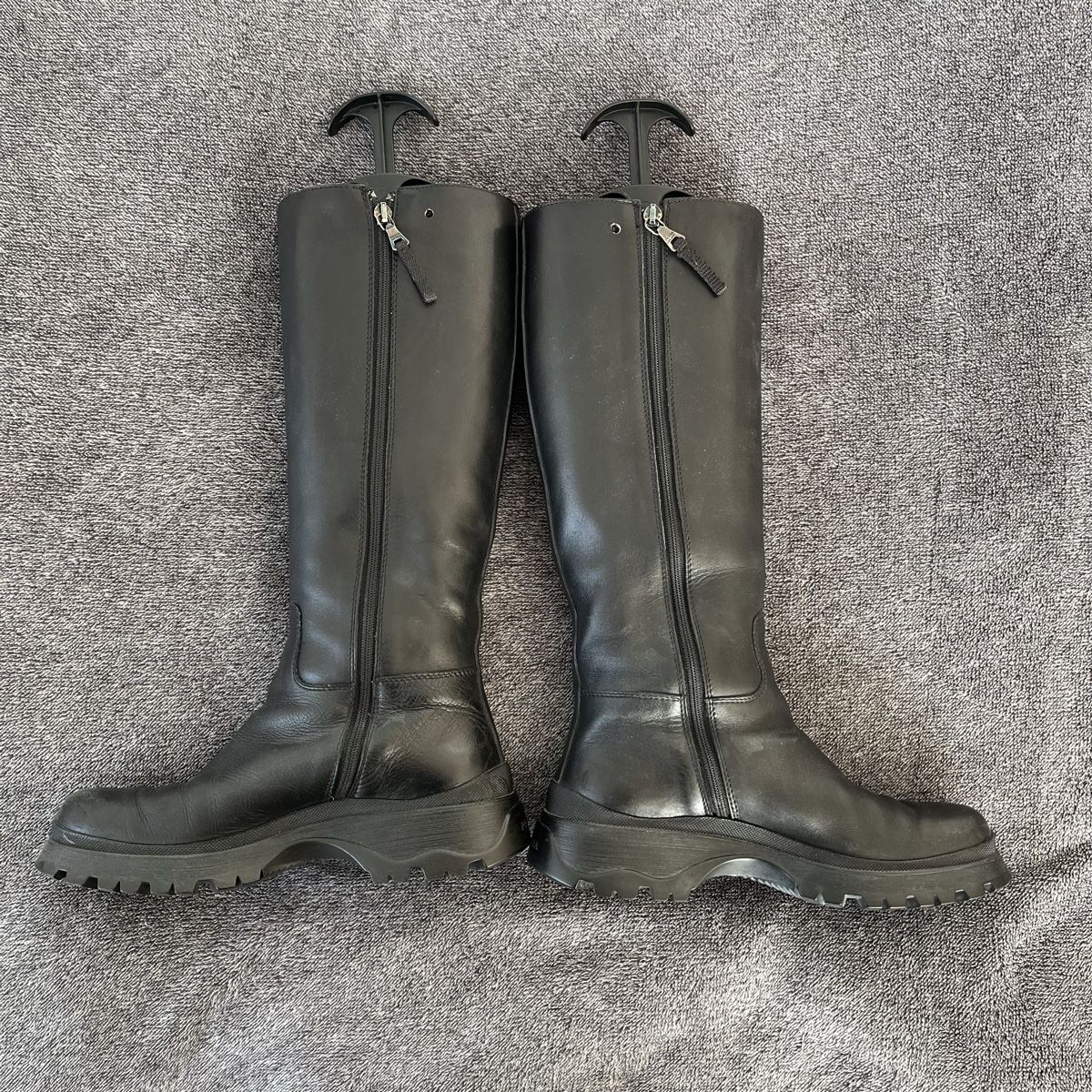 Prada Scarpe da uomo: Prada Chunky Boots – Usato da Zug venduto da saskia-chiara 2