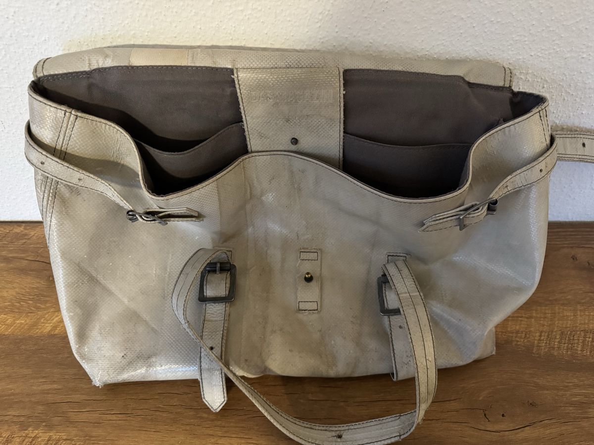 Freitag Taschen: Freitag référence DAS MAGAZIN R099 WYSS – Gebraucht aus Brügg BE von Goob 4