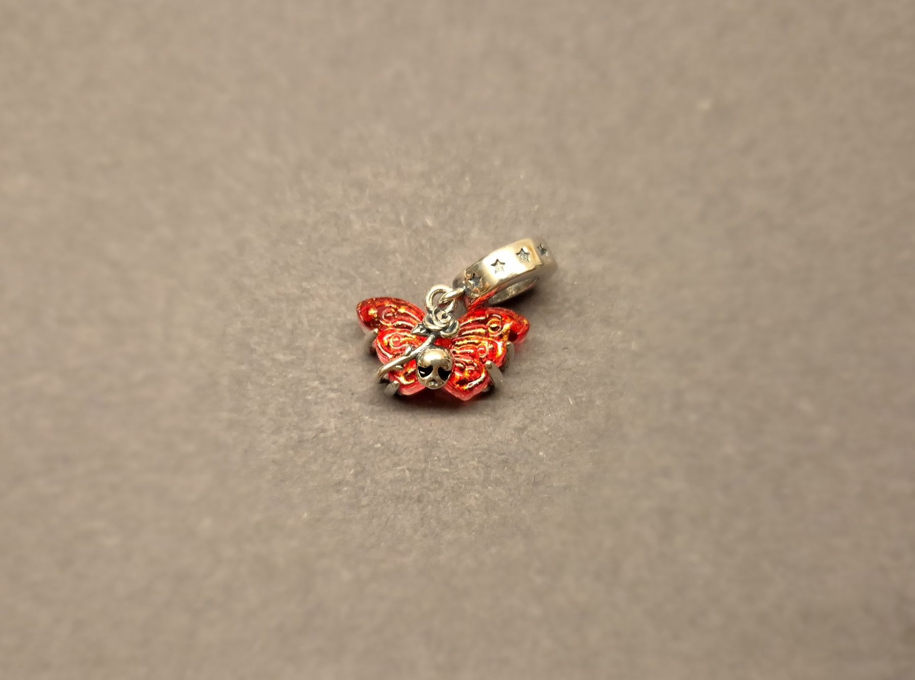 Anhänger: Silber Charm Schmetterling rot +Garantie – Neu (gemäss Beschreibung) aus Rotkreuz von Carbone_Bijou-Shop