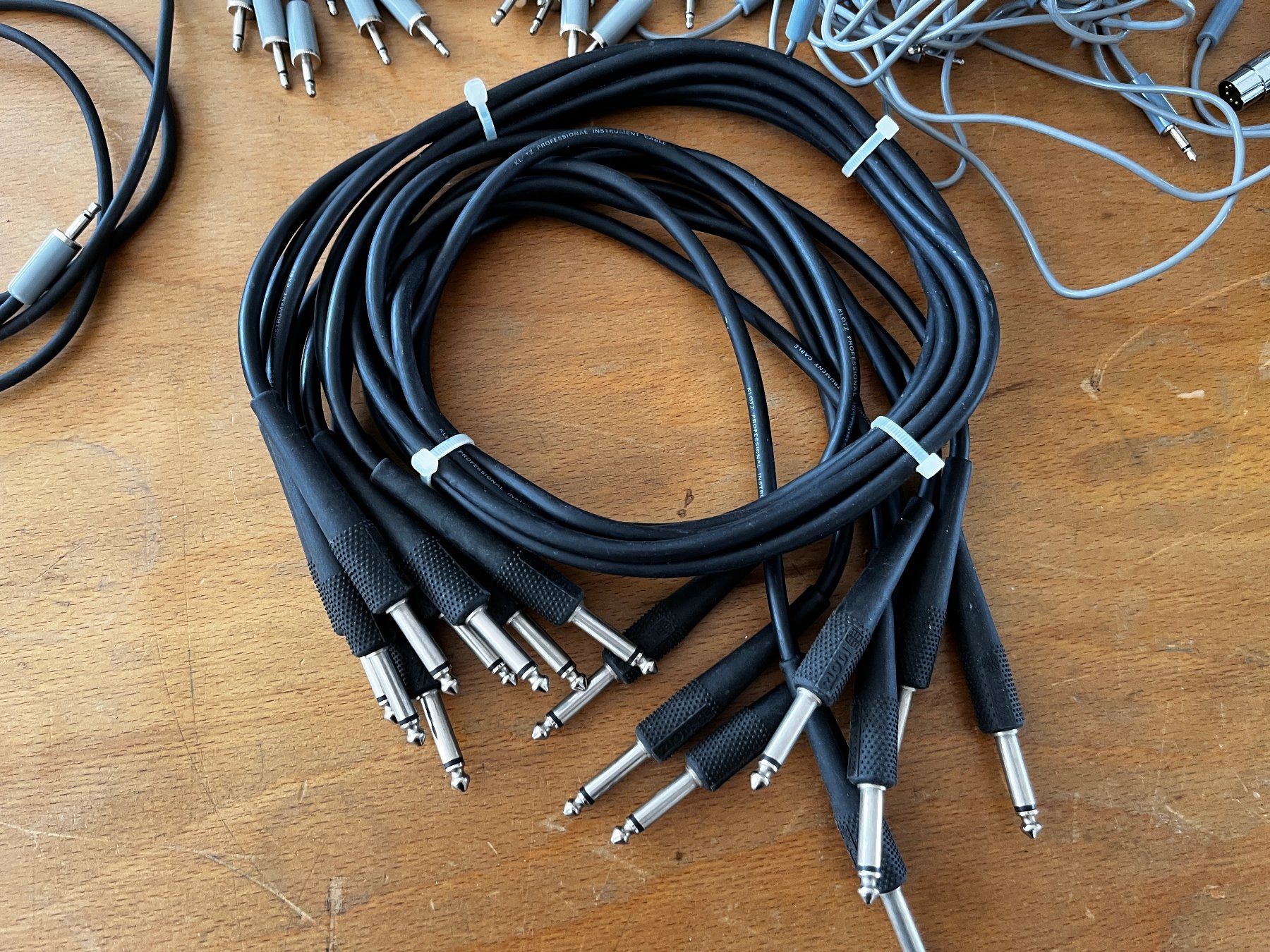Instruments de musique: Patchkabel – D'occasion à Wald ZH par pelang56 4