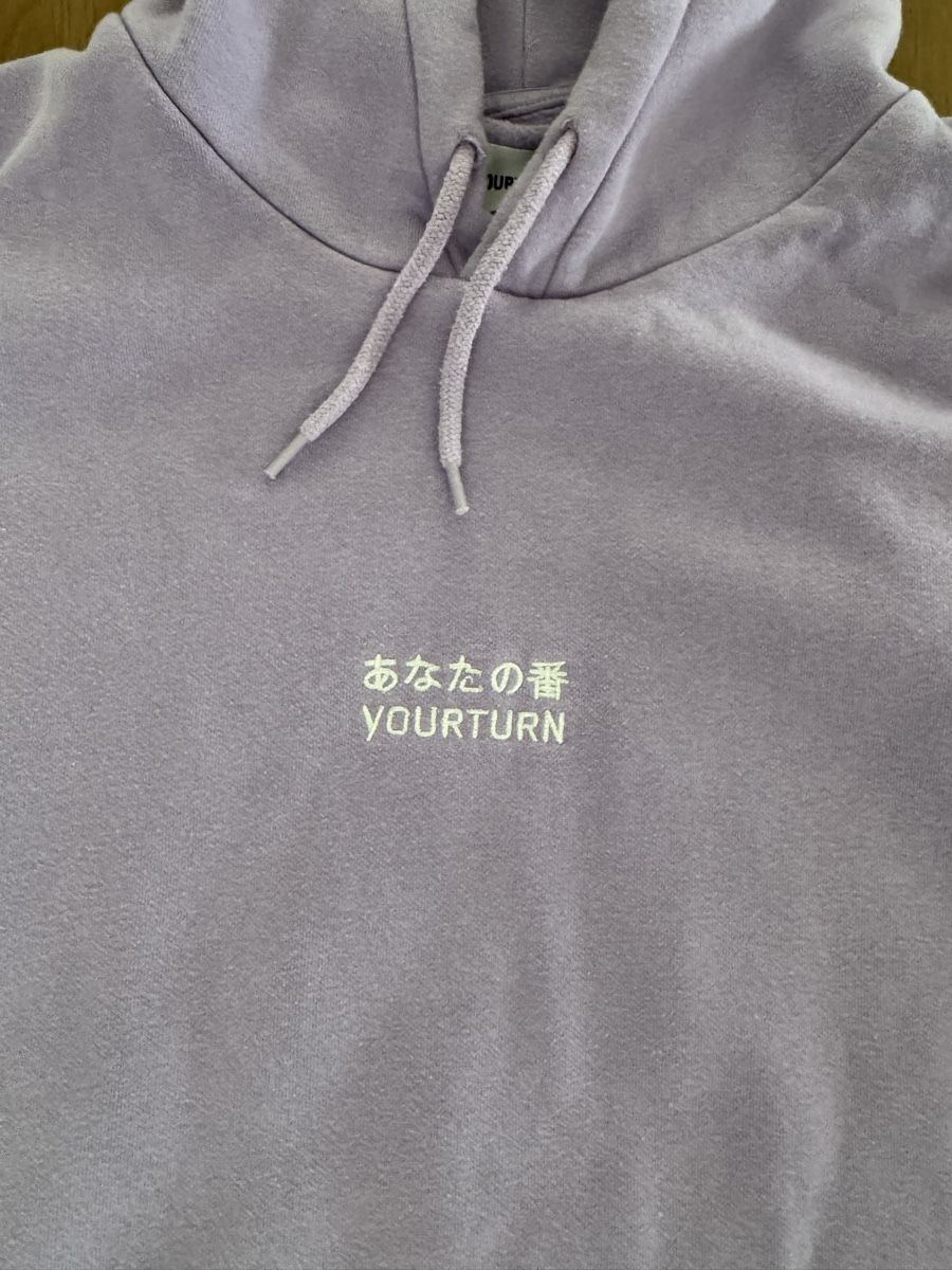 Pulls & Sweat-shirts: Yourturn Kapuzenpullover lila Grösse M – D'occasion à Oberbüren par dijbdn 2