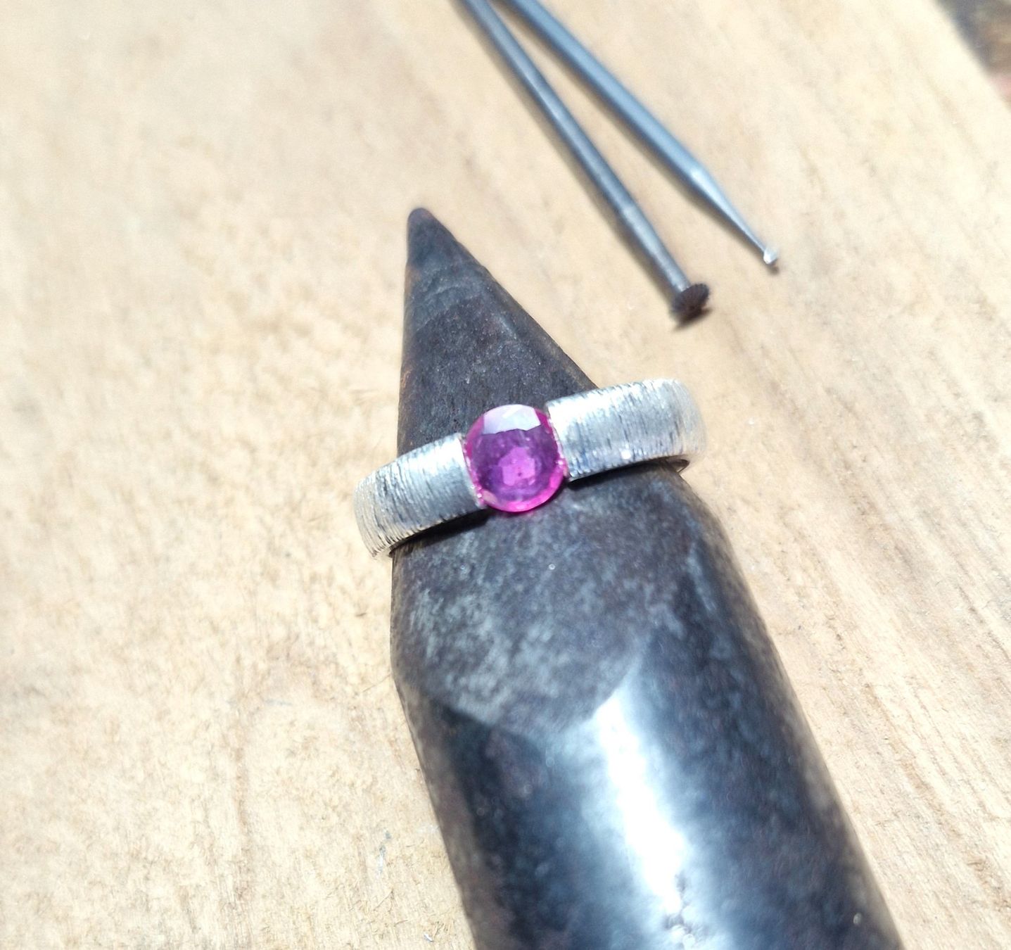 Bagues: Rubin Ring – Neuf avec emballage d'origine à Zürich par GOS08 1