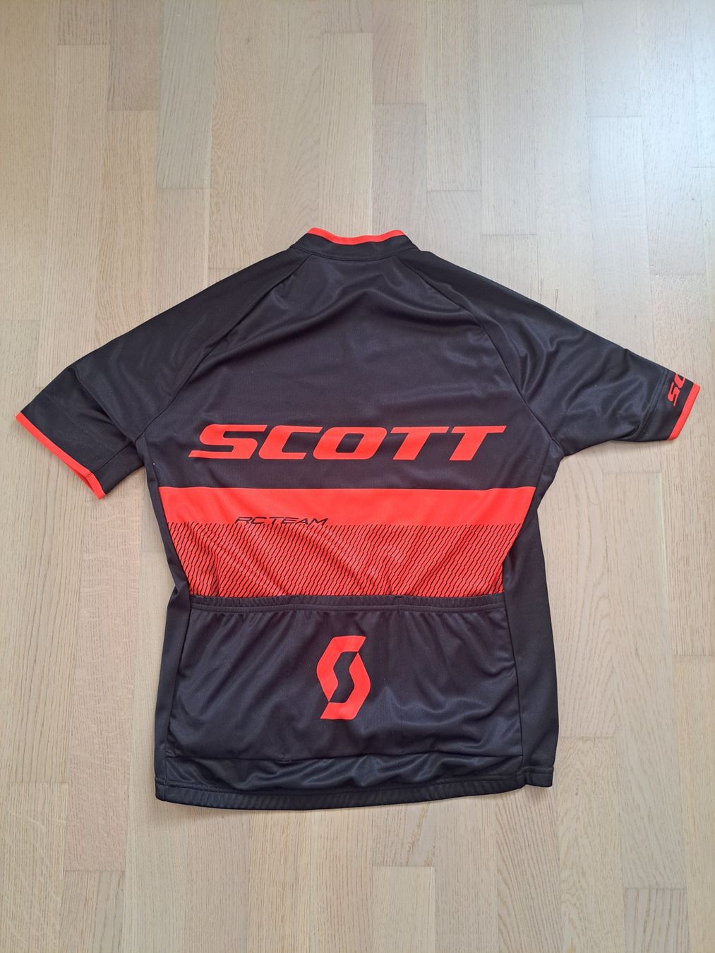 Scott Canottiere & Pantaloni: Ensemble vélo Scott RC Team – Nuovo (secondo la descrizione) da Tentlingen venduto da Dr_Snake 1