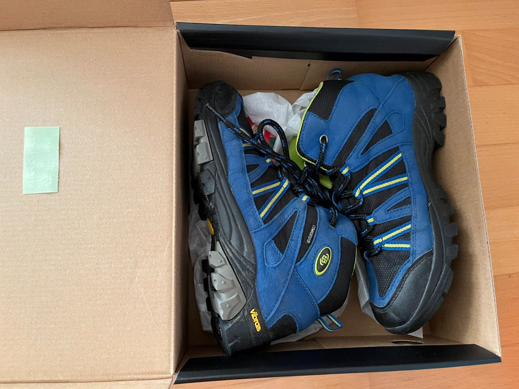 Scarpe per ragazzi: Brütting Trekkingschuh blau-gelb Grösse 35 – Usato da Muttenz venduto da Juvenile33 6