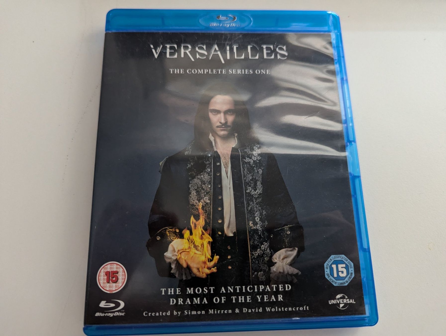 Tutti i DVDs: Versailles - Die komplette erste Staffel Blu-ray – Usato da Hünenberg See venduto da SpecialEditionGaming