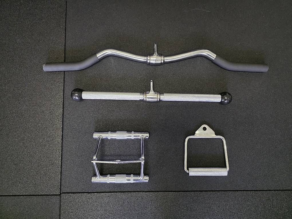 Hometrainer: Latzug griffe 4 stück – Gebraucht aus Schaffhausen von moruk1980