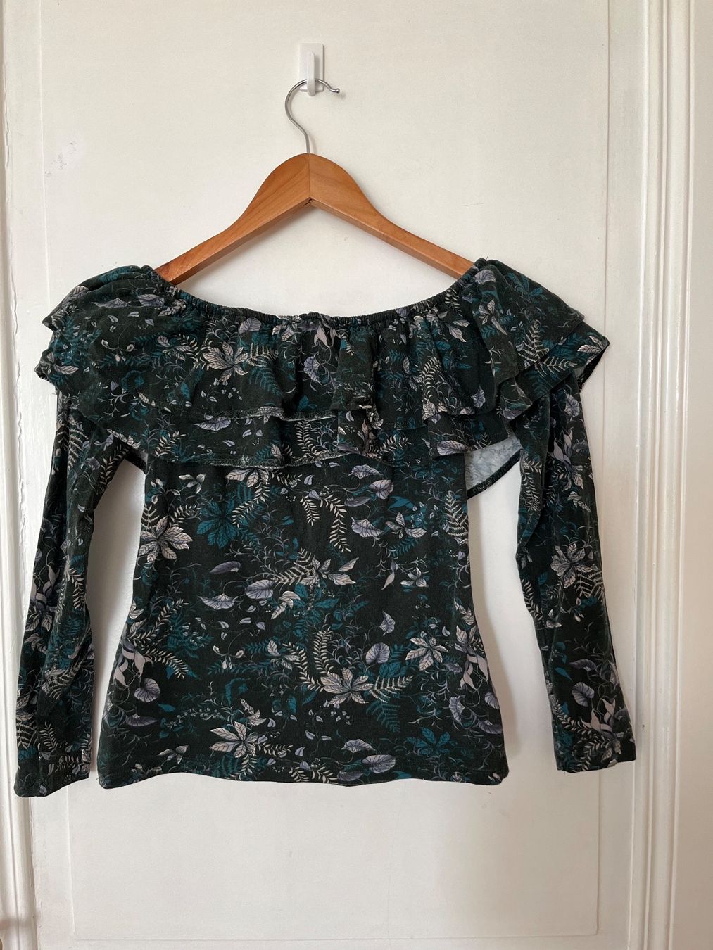 H&M Blusen: Blouse H&M, sizeS/165,85A – Gebraucht aus Villette (Lavaux) von eva_l6gw 1