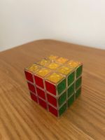 Zauberwürfel  von der marke Rubix.