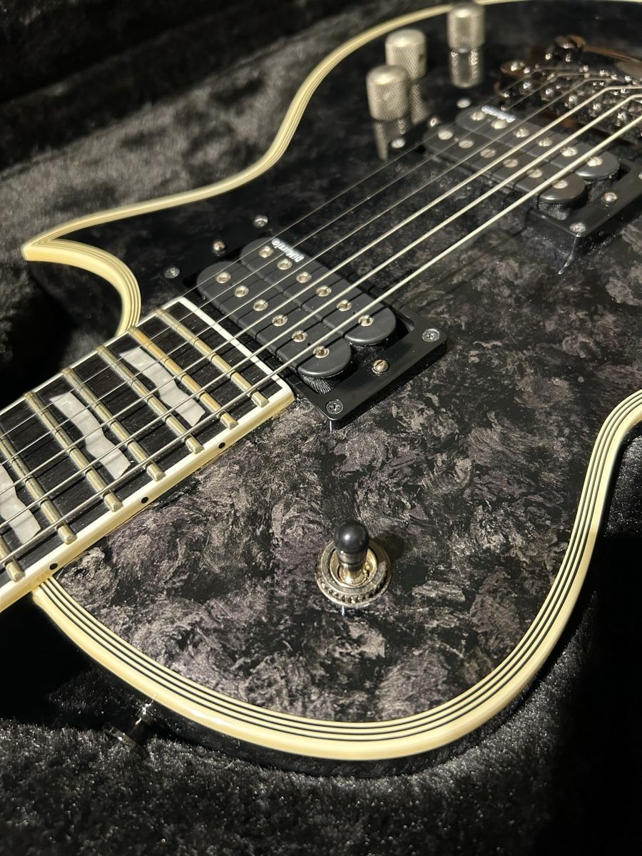 Esp Musikinstrumente: ESP Eclipse Mystic Black Japan – Neu (gemäss Beschreibung) aus Bergdietikon von SoundFactory 7