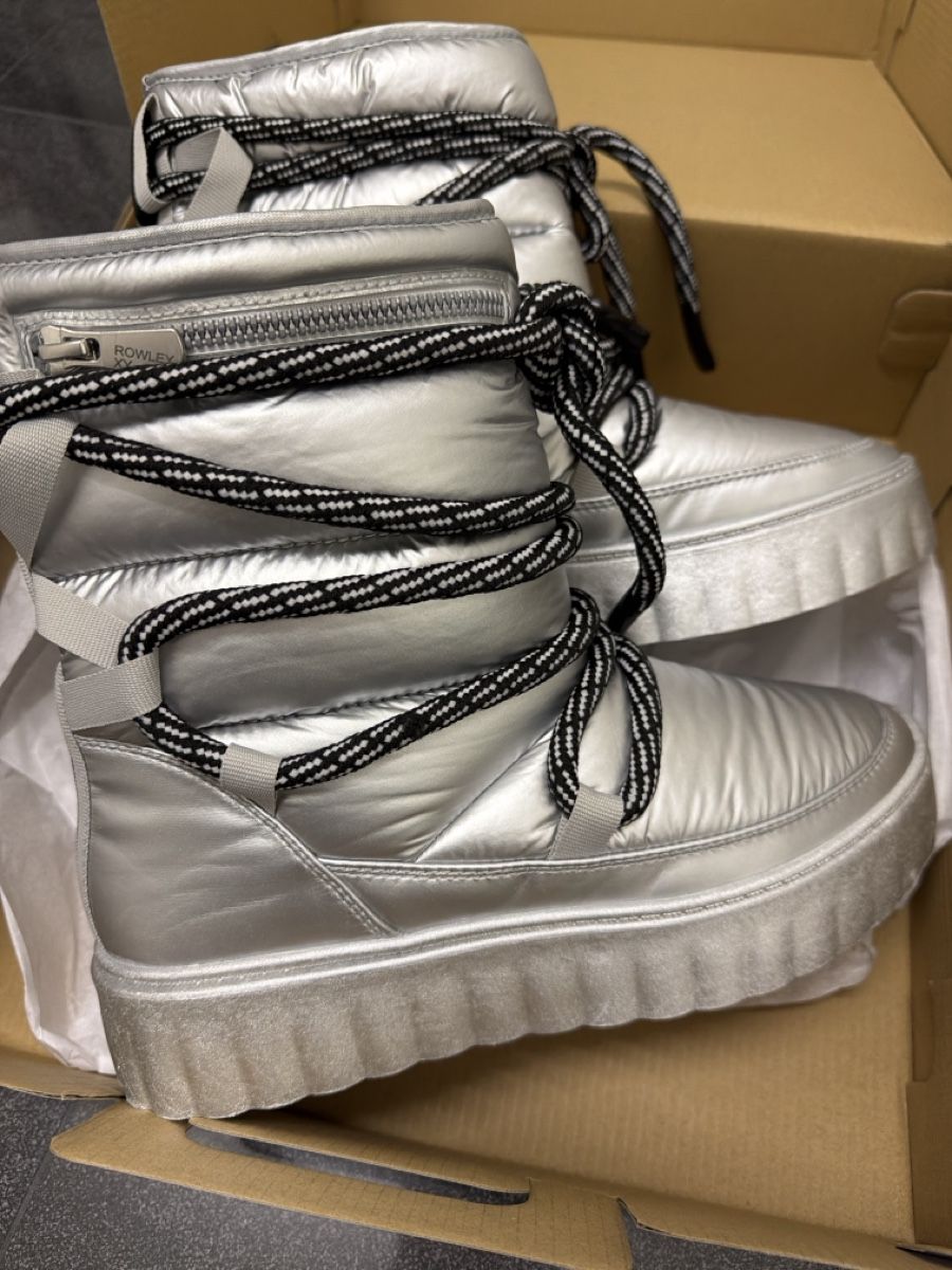 Damenschuhe: Roxy Winterschuhe Silber Grösse 39 neuwertig – Neu und originalverpackt aus Wollerau von Rau08