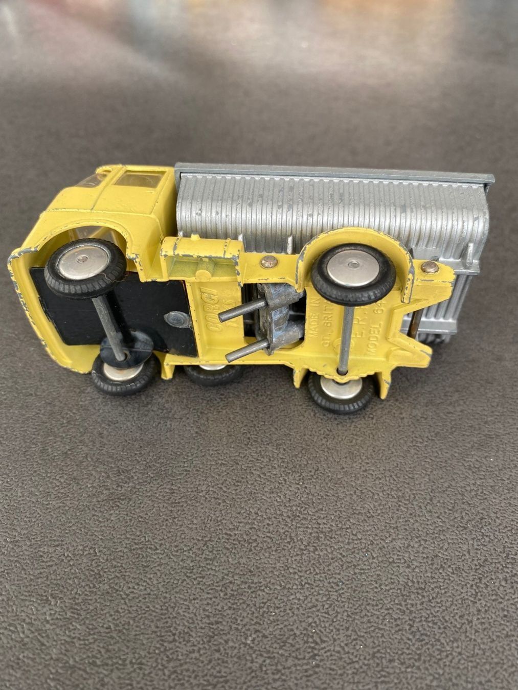 Corgi Toys Modellini d'auto: Corgi Toys camion E.R.F model 64 G – Usato da Meyrin venduto da Abac007 4