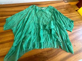 Damen traumschönes Seiden Oberteil grün 1Size Made in Italy