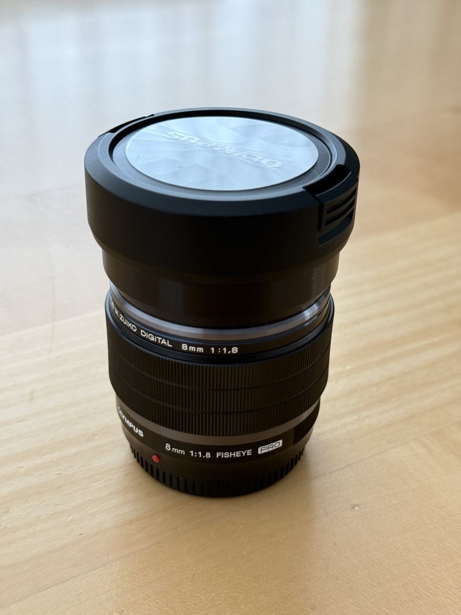 OM System Obiettivi: M.Zuiko 8mm f 1,8   – Usato da Chur venduto da pit_vvx7